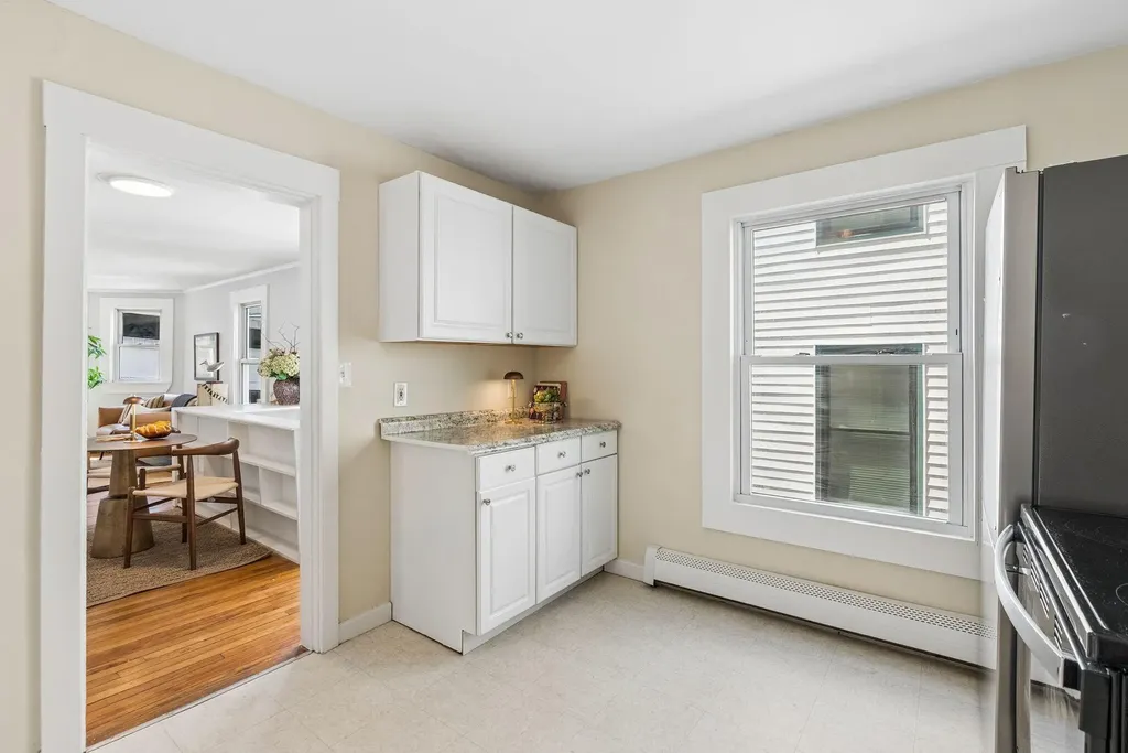 17 Boynton Street Portland ME 04102