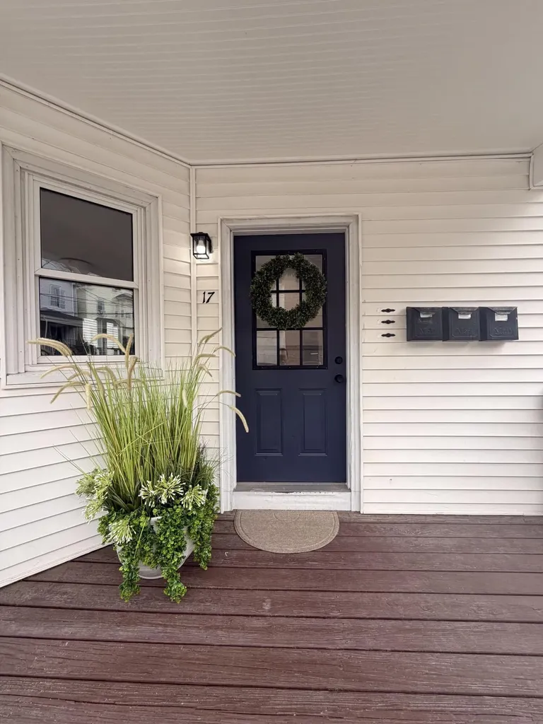 17 Boynton Street Portland ME 04102