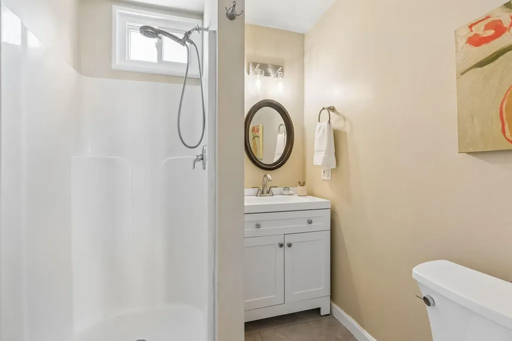 17 Boynton Street Portland ME 04102