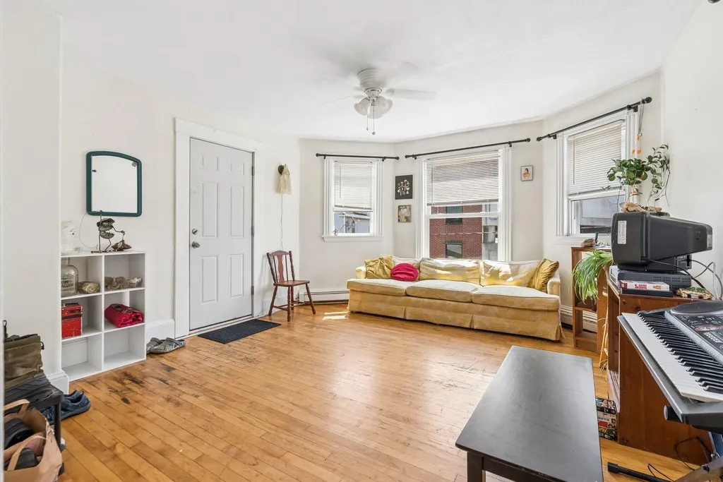 17 Boynton Street Portland ME 04102