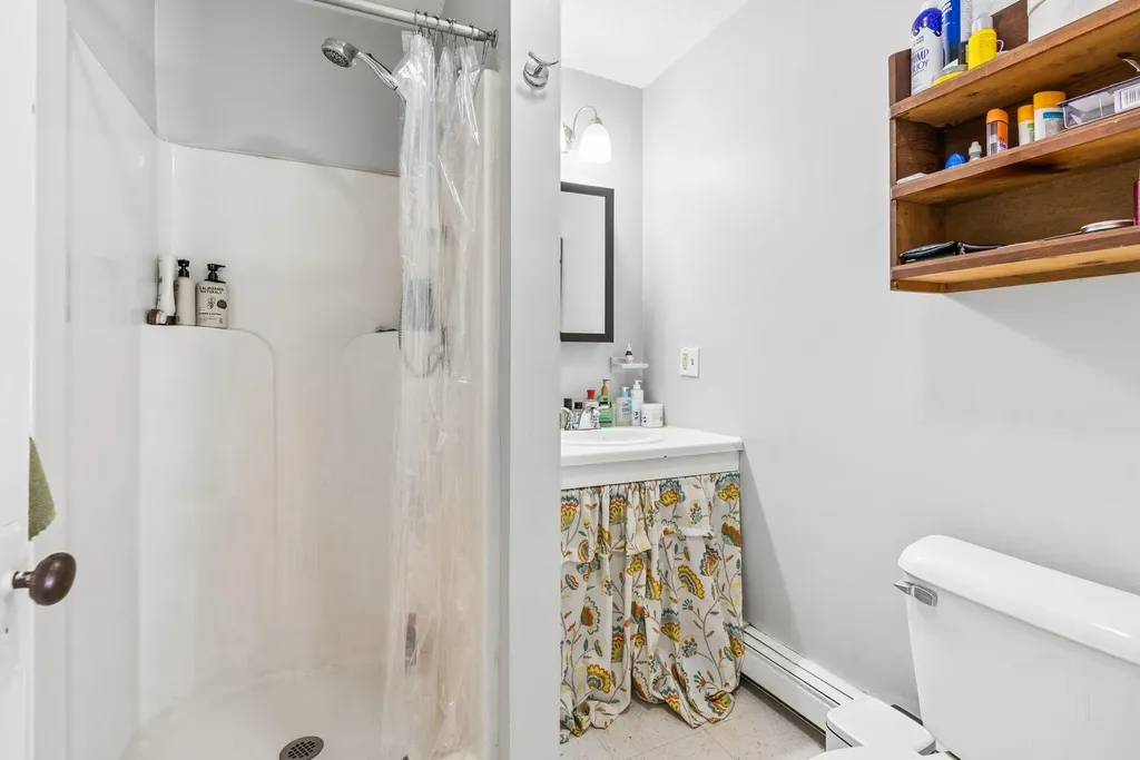 17 Boynton Street Portland ME 04102