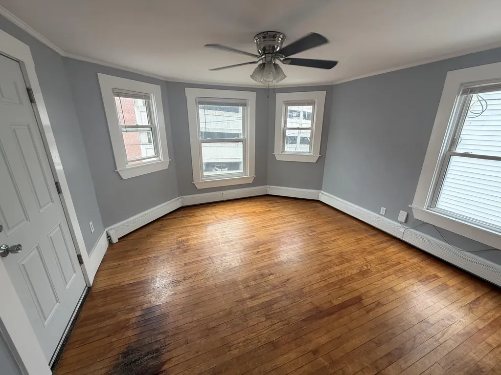 17 Boynton Street Portland ME 04102
