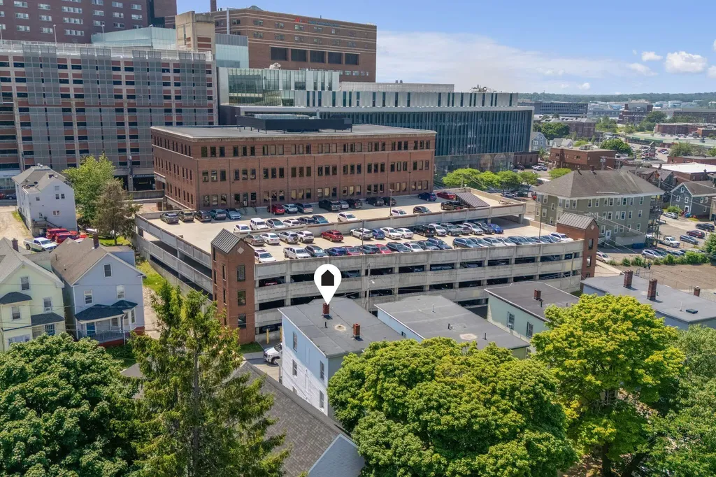 17 Boynton Street Portland ME 04102