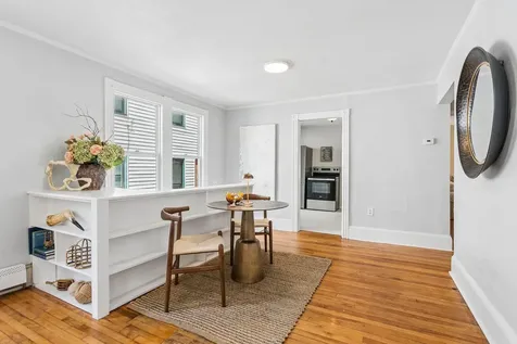 17 Boynton Street Portland ME 04102