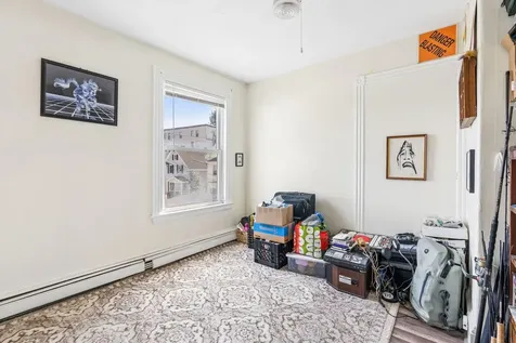 17 Boynton Street Portland ME 04102