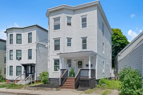 17 Boynton Street Portland ME 04102