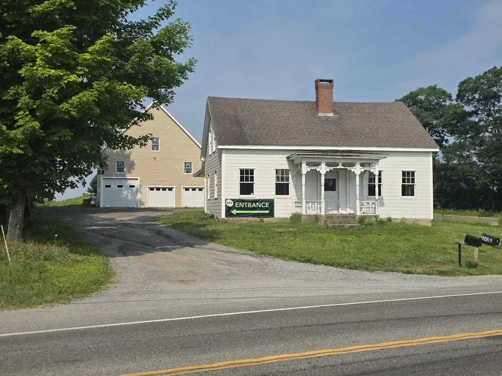 1642 Atlantic Highway Warren ME 04864