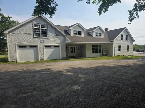 1642 Atlantic Highway Warren ME 04864