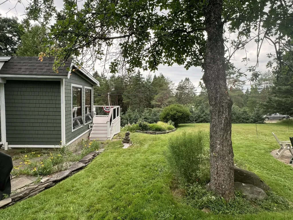 2 Lynn Way Rangeley ME 04970
