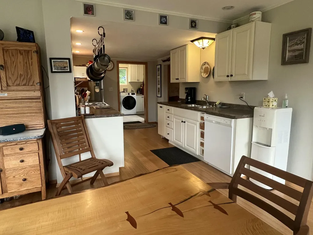 2 Lynn Way Rangeley ME 04970