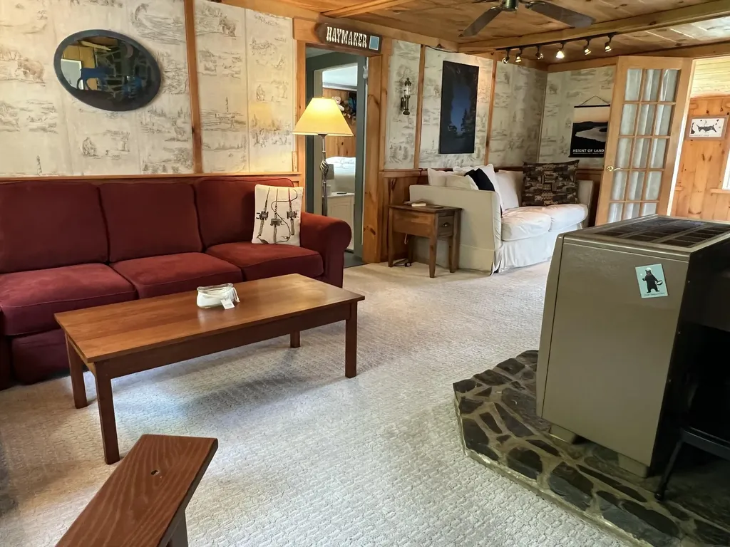 2 Lynn Way Rangeley ME 04970