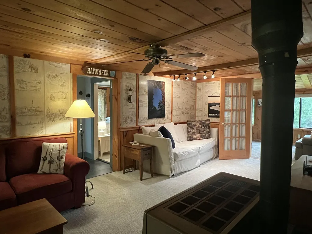 2 Lynn Way Rangeley ME 04970