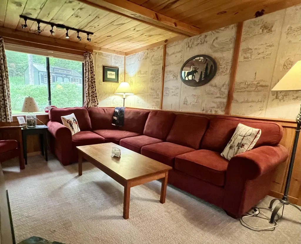 2 Lynn Way Rangeley ME 04970
