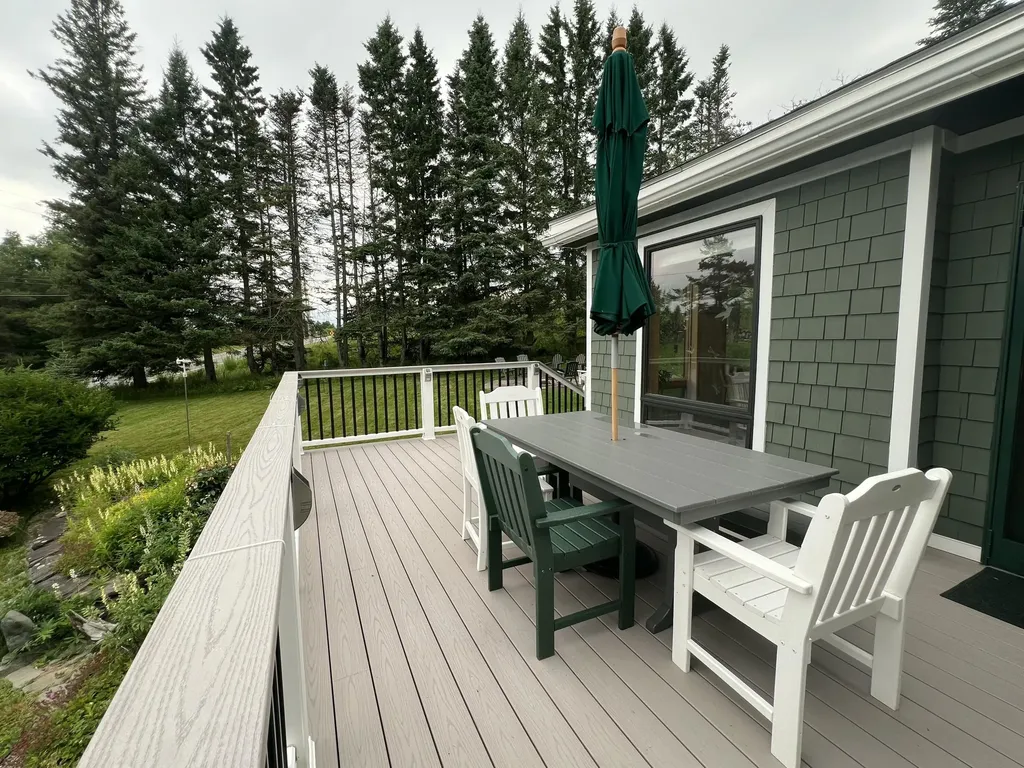 2 Lynn Way Rangeley ME 04970