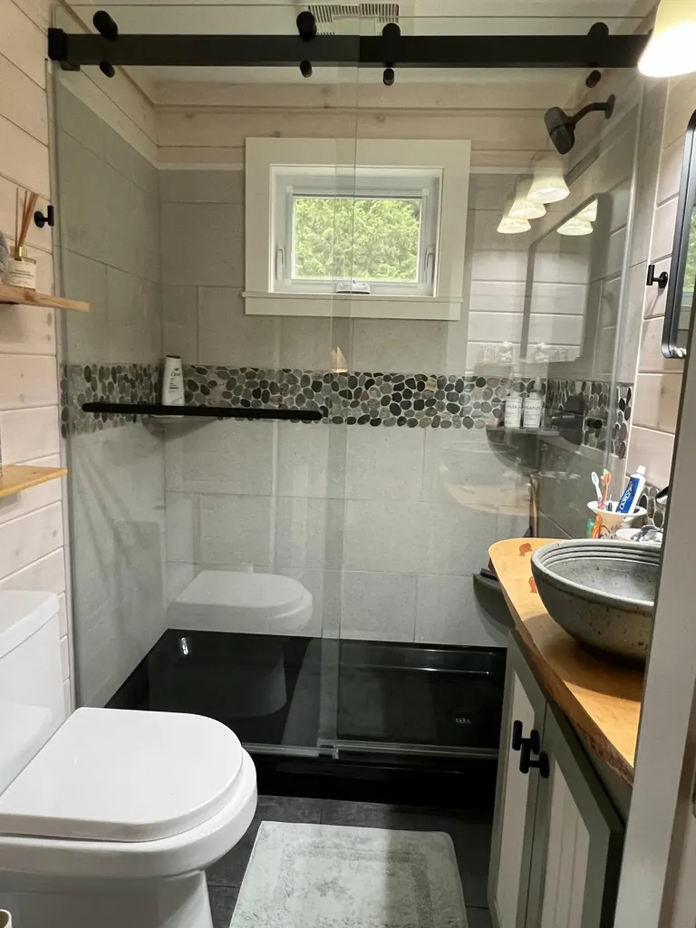 2 Lynn Way Rangeley ME 04970