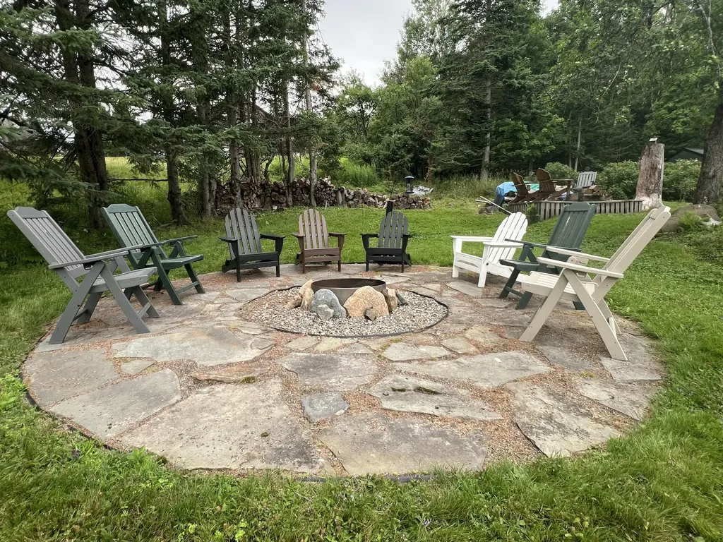 2 Lynn Way Rangeley ME 04970