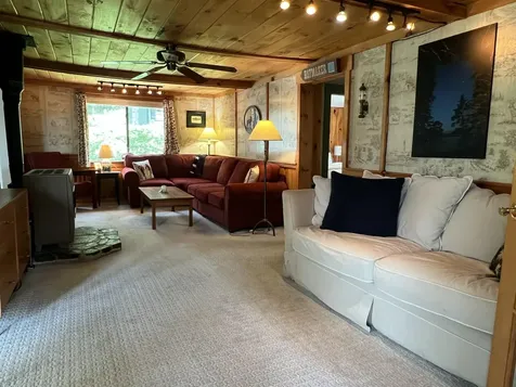2 Lynn Way Rangeley ME 04970