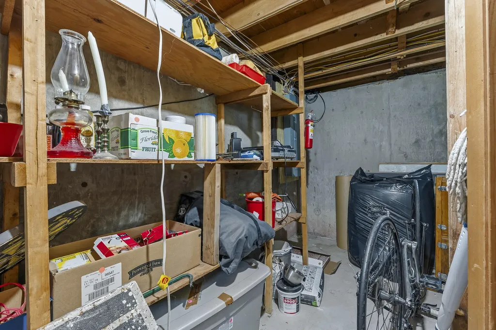 44 King Road Lisbon ME 04250