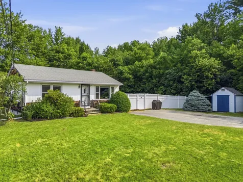 44 King Road Lisbon ME 04250