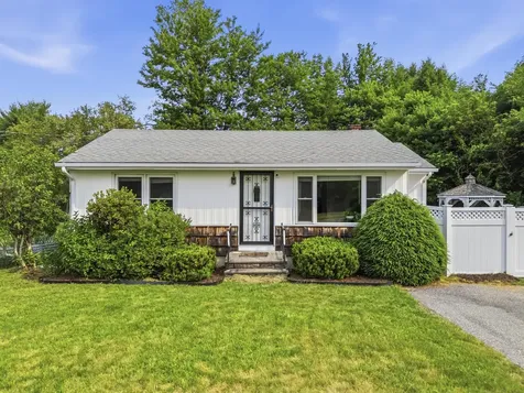 44 King Road Lisbon ME 04250