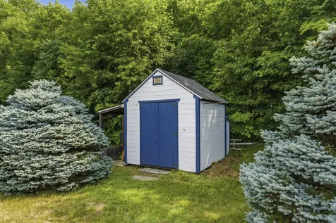 44 King Road Lisbon ME 04250