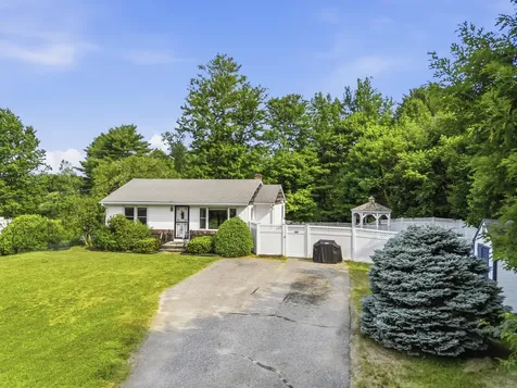 44 King Road Lisbon ME 04250