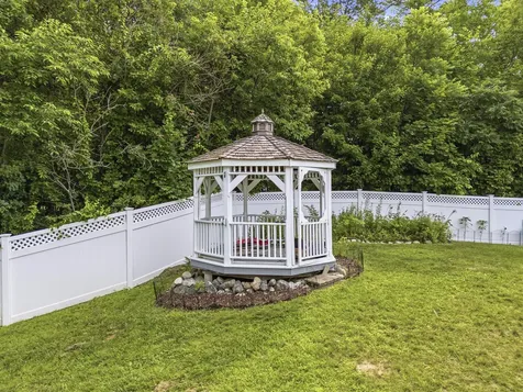 44 King Road Lisbon ME 04250