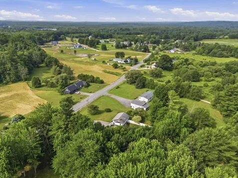 44 King Road Lisbon ME 04250