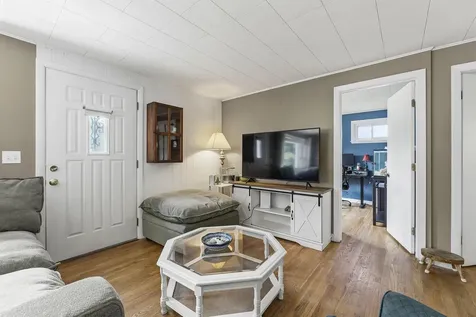44 King Road Lisbon ME 04250