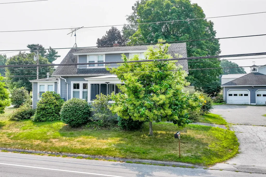 17 Main Street Albion ME 04910