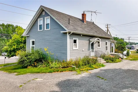 17 Main Street Albion ME 04910
