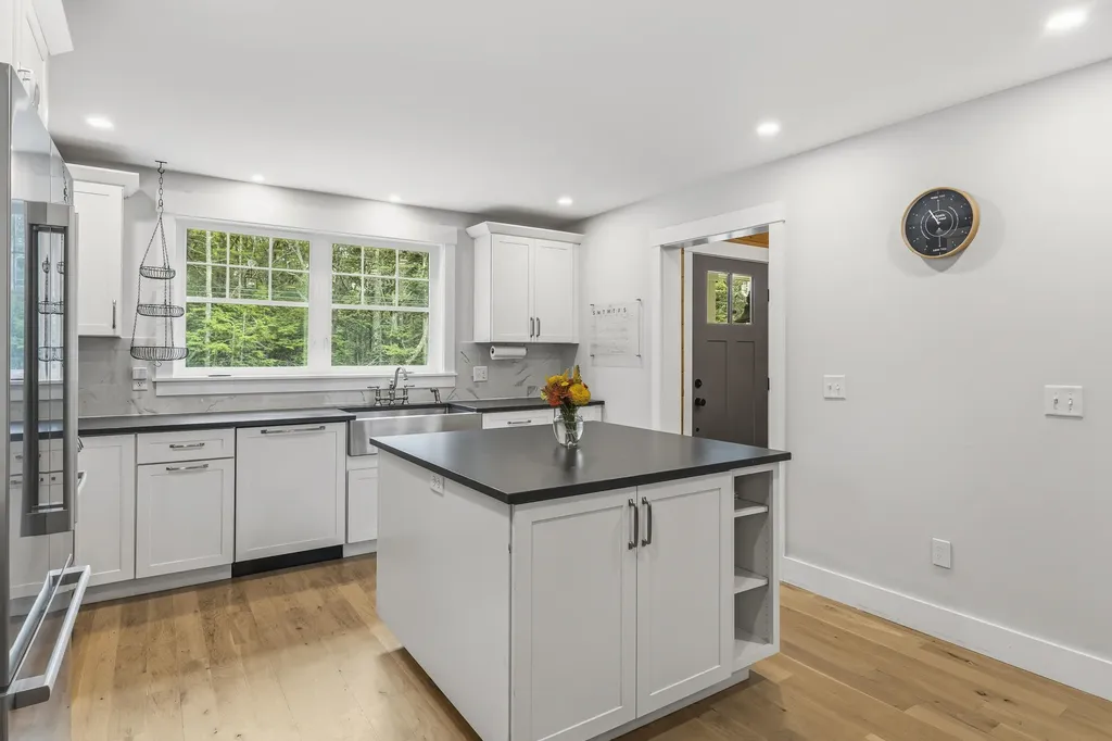 45 Charles Hill Road Kittery ME 03905