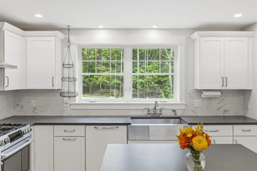 45 Charles Hill Road Kittery ME 03905