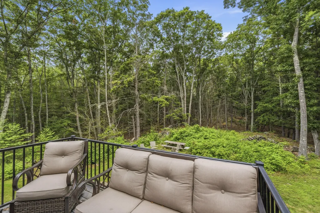 45 Charles Hill Road Kittery ME 03905