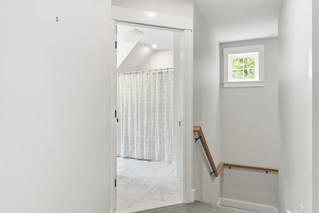 45 Charles Hill Road Kittery ME 03905