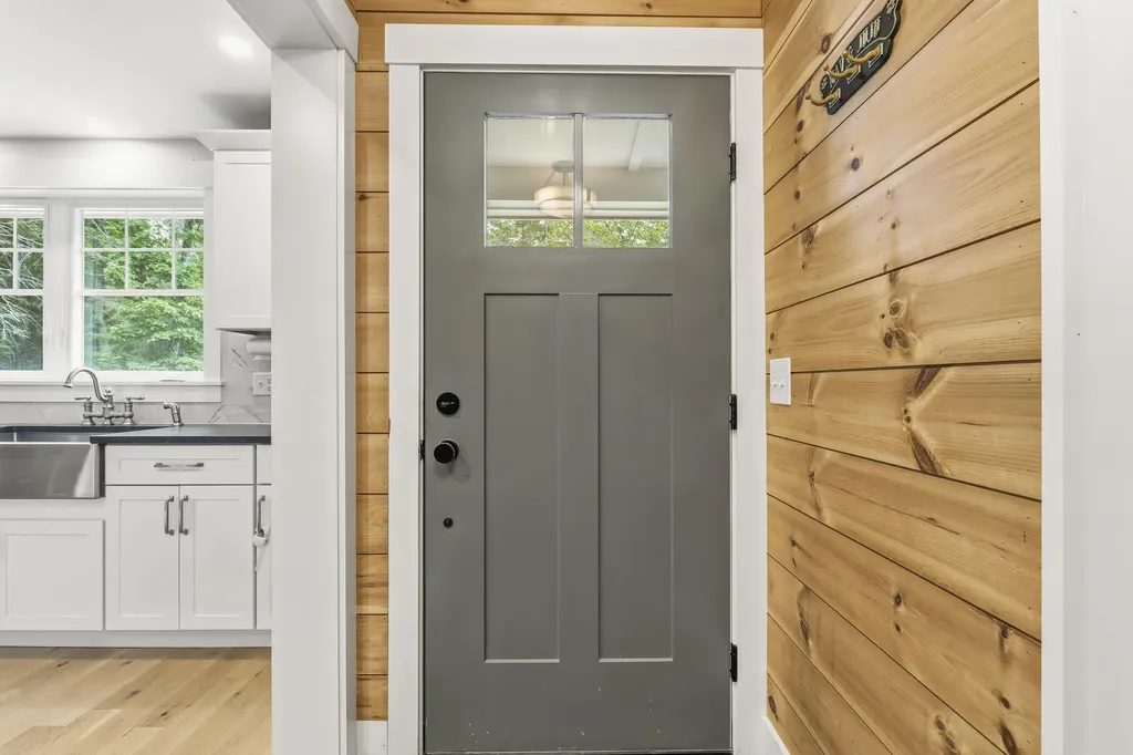 45 Charles Hill Road Kittery ME 03905