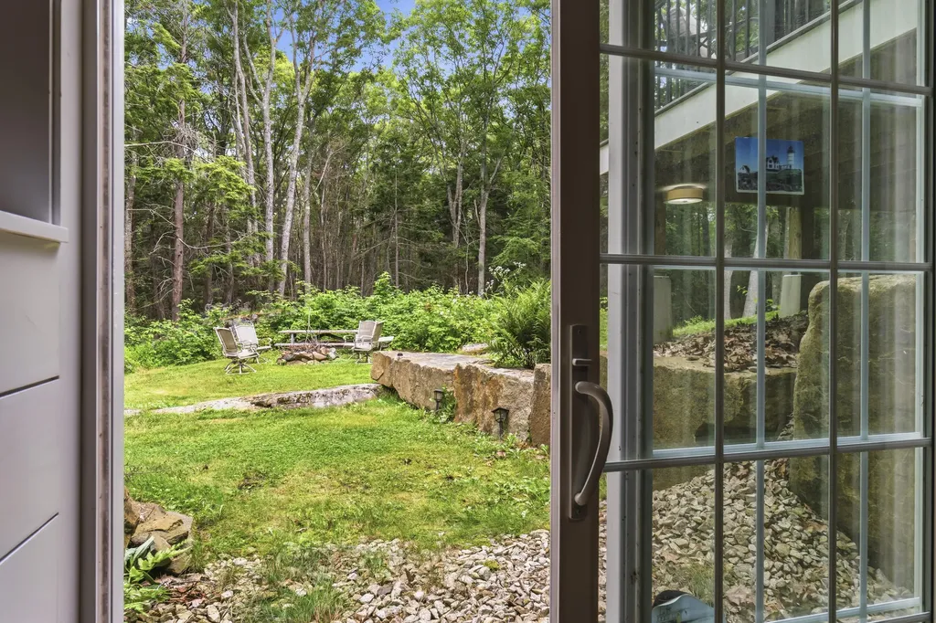 45 Charles Hill Road Kittery ME 03905