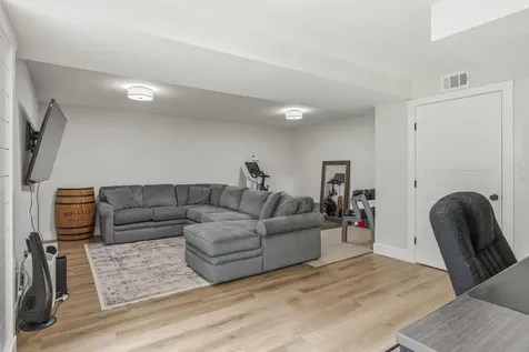 45 Charles Hill Road Kittery ME 03905