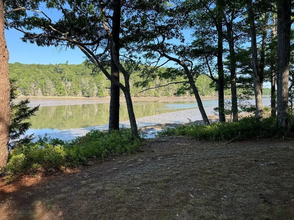 Boothbay ME, 00 Pine Tree Lane