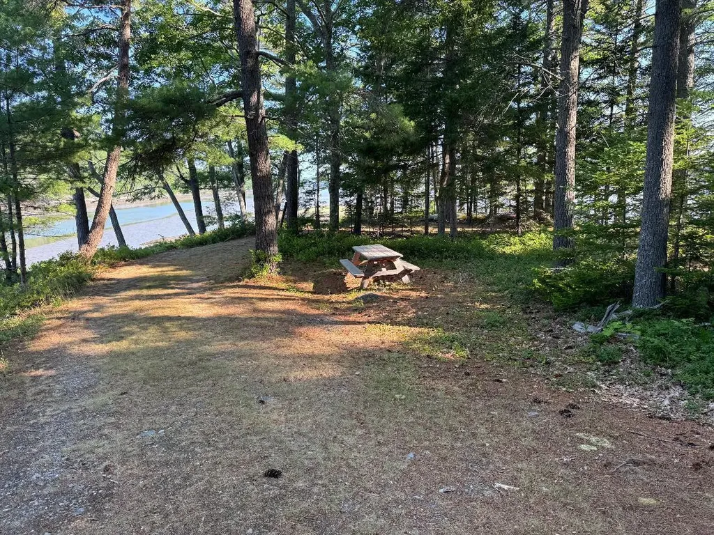 00 Pine Tree Lane Boothbay ME 04537
