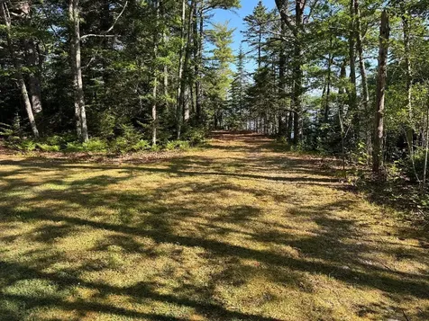 00 Pine Tree Lane Boothbay ME 04537