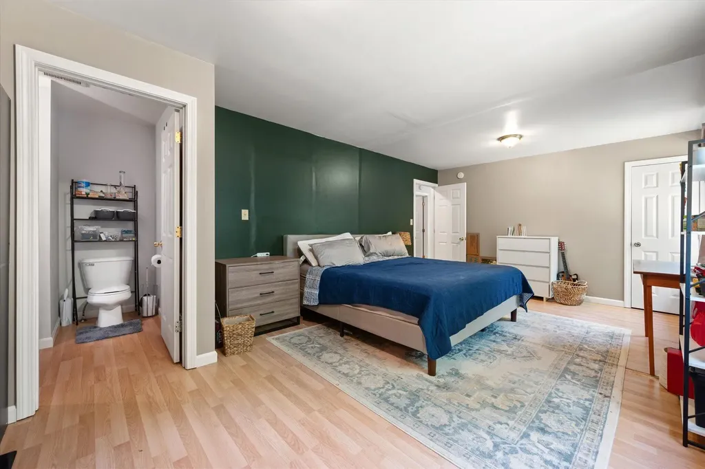 12 Seekins Way Orrington ME 04474