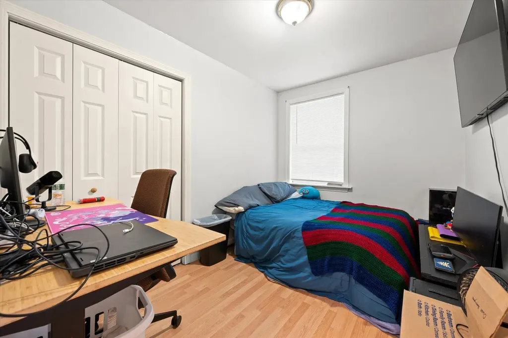 12 Seekins Way Orrington ME 04474