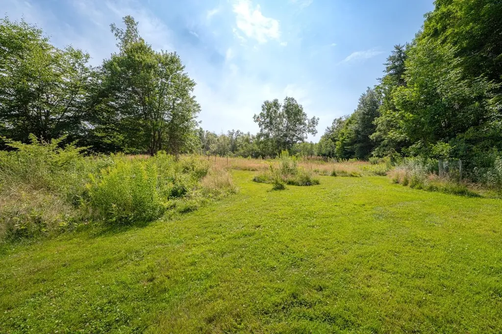 32 Don Hunt Road Norway ME 04268