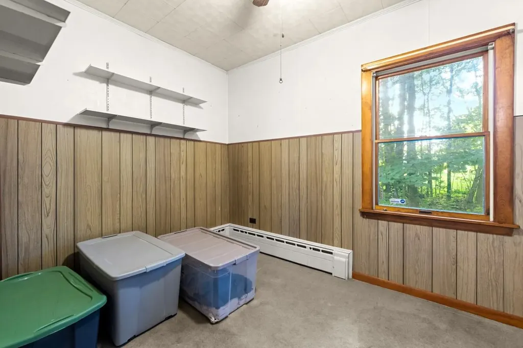 32 Don Hunt Road Norway ME 04268