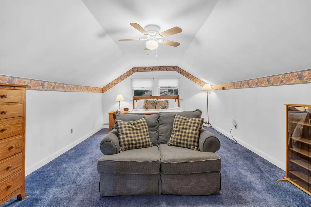 18 Grove Street East Millinocket ME 04430