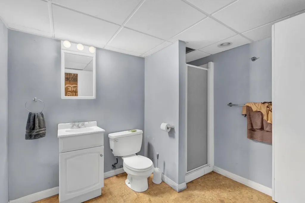 18 Grove Street East Millinocket ME 04430