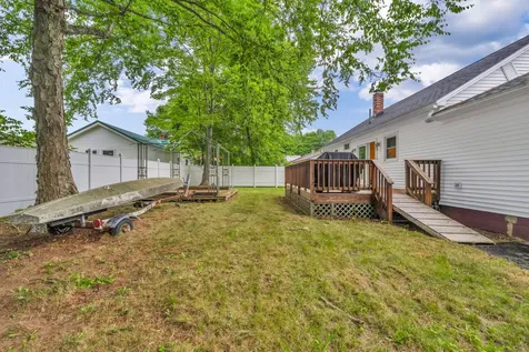 18 Grove Street East Millinocket ME 04430