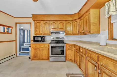 18 Grove Street East Millinocket ME 04430