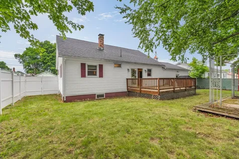 18 Grove Street East Millinocket ME 04430